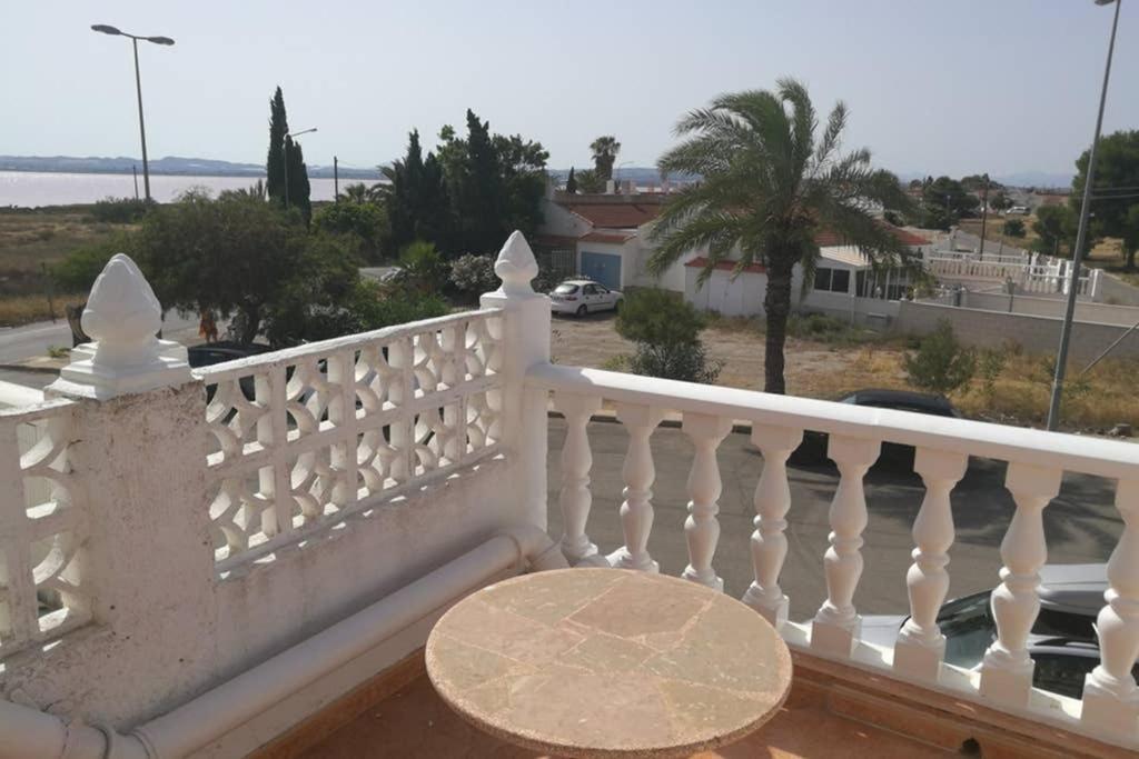 Bungalov U Ruzove Laguny Torrevieja Buitenkant foto